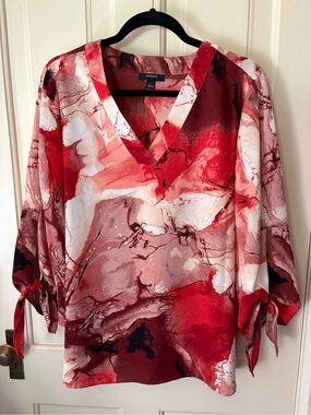 Alfani  Large Red Marble-Print V-Neck Tie-Sleeve Blouse